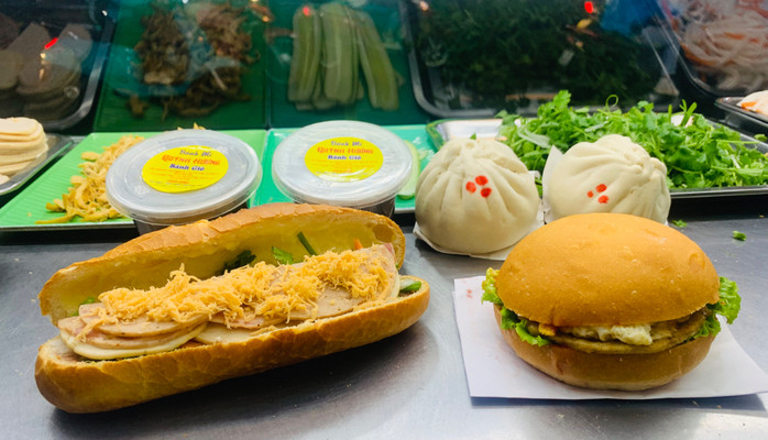 Bánh Mì Quỳnh Hương - 246 Nguyễn Văn Nghi