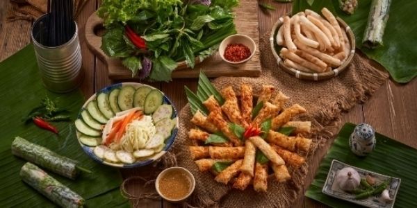 Nem Nướng D'ran Since 1968 - Healthy & Fresh - Nguyễn Văn Hưởng