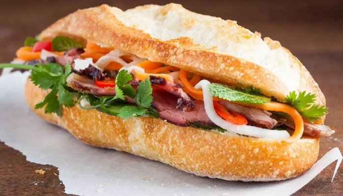 Nón Lá Baguette - Bánh Mì Truyền Thống - 48 Phùng Hưng