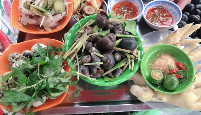 Ốc Nóng Bà Oanh - 184 Đại Từ