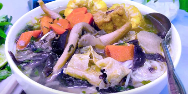 Mỳ Quảng Chay, Bún Huế & Hủ Tiếu Chay - Phương Linh