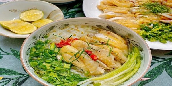 PHỞ GIA TRUYỀN NAM ĐỊNH - Nguyễn Đình Thi