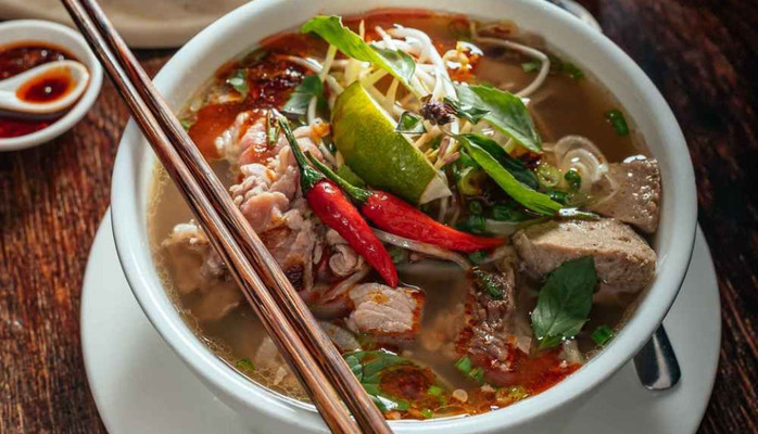 Liên Toàn - Bún, Phở & Bánh Đa - 212 Ỷ La