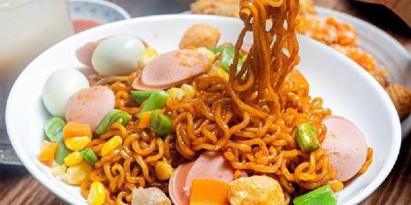 Mì Trộn Indomie Tùng Còi - Ăn Vặt Ngon Cầu Giấy