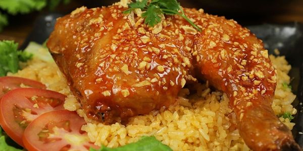 Cơm Gà Xối Mỡ & Hủ Tiếu Mì Bò Viên A Sìn