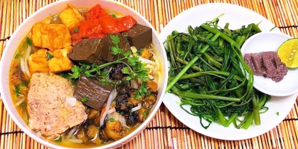 Bún Riêu & Canh Bún Cô Ba - Vạn Kiếp