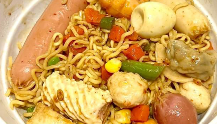 Mỳ Trộn Indomie & Nước Ép - Trần Khát Chân