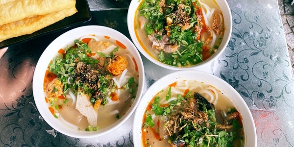 Bánh Canh Cá Nục Nhà Gấu - 255 Tố Hữu