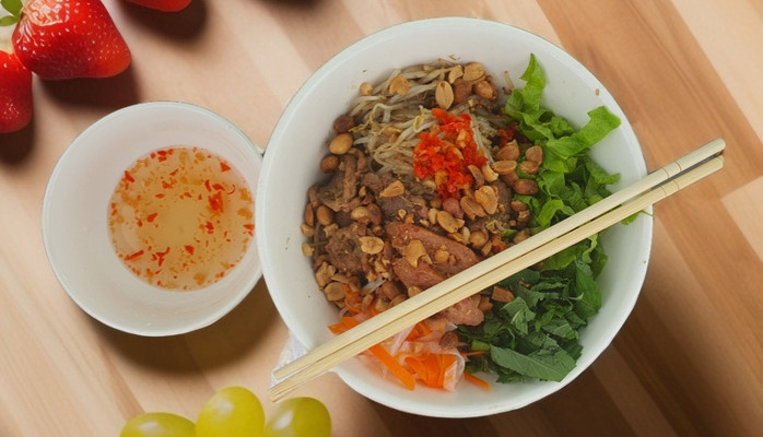 Sườn + - Canh Sườn Bò Hàn Quốc - Mạc Thiên Tích
