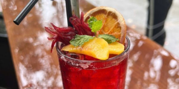 Mai Coffee & Tea - Đường Số 5