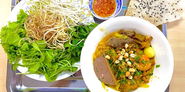 Đặc Sản Quảng Ngãi THỊ NẤM - Mì Quảng, Don & Ram Thịt Nướng
