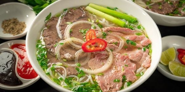 Phở & Nước Ép Trái Cây - Thủy Lê