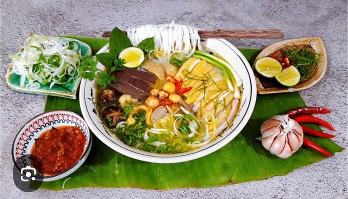 Phở Gà Xưa - Bún Thang - 3 Nguyễn Sơn
