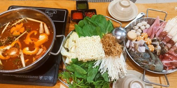 A+ - Ăn Vặt & Trà Sữa - Biên Cương