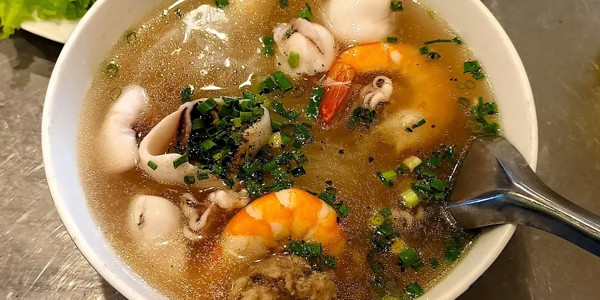 Hủ Tiếu Mực Ông Già - Phan Đình Phùng