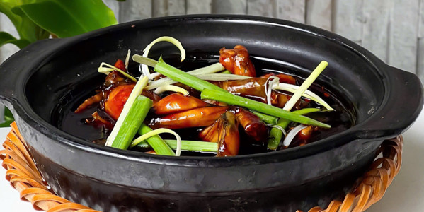 A Tuấn - Cháo Hàu, Cháo Ếch Singapore & Cơm Ếch