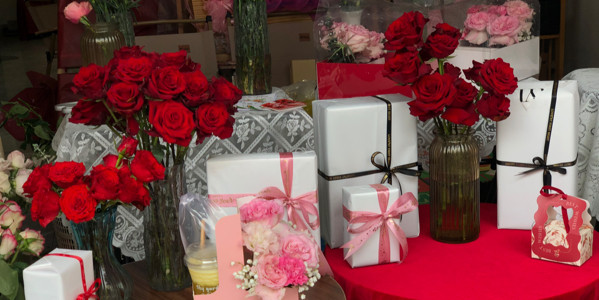 Sky Garden - Nước Ép Trái Cây & Hoa Tươi