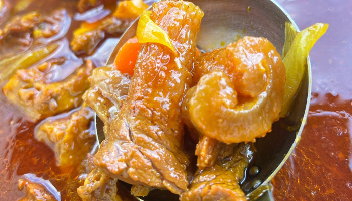 Bò Nấu Đậu Mỹ Mỹ - Vũ Đình Liệu