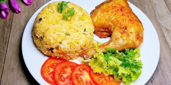 Cơm Gà Xối Mỡ Cô Sáu