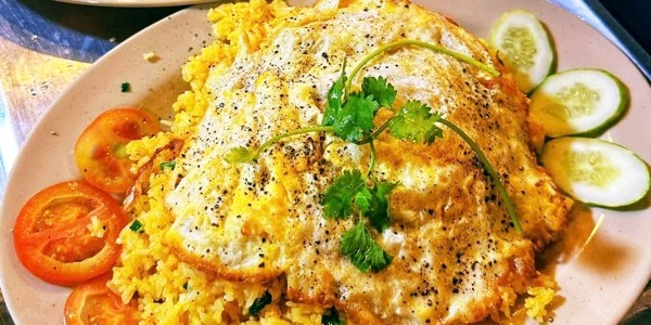 Cơm Gà Xối Mỡ, Cơm Phần & Mì Xào