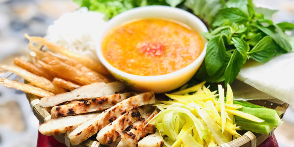 NEM NƯỚNG NHA TRANG TANAFOOD - PHẠM THẾ HIỂN