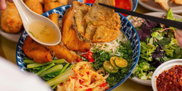 DLC Kitchen - Bún Cá Măng Cay - Quan Nhân