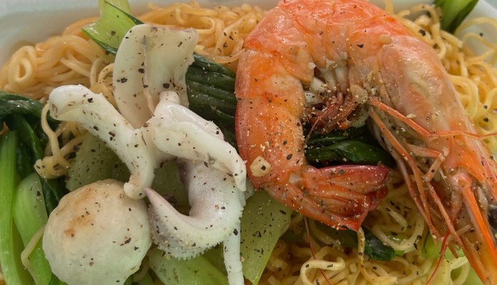 Đào - Bún & Mì Xào Hải Sản - Hoàng Quốc Việt