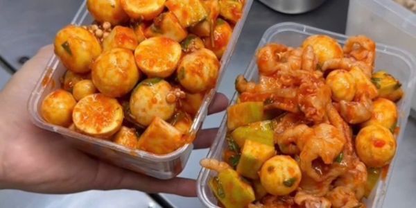 Chân Gà Sốt Thái Hùng 77