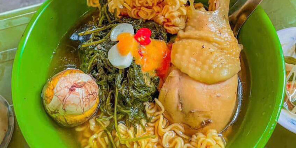 Mỳ Gà Tần 9 Vi Thuốc Bắc & Mỳ Chua Cay Nước Thái Tomyum
