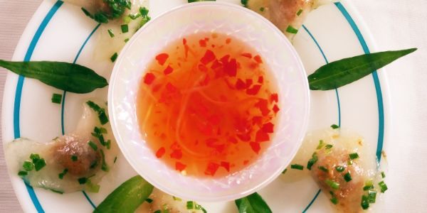 Cô Dung - Bánh Bột Lọc & Bánh Ít Trần