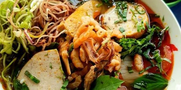 BẾP ĂN NHÀ ÚT - BÚN RIÊU TÔM KHÔ - TRẦN VĨNH KIẾT