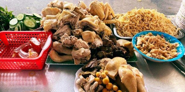 Cơm Gà Lan - Cơm Gà Miếng & Xé - Tô Hiệu