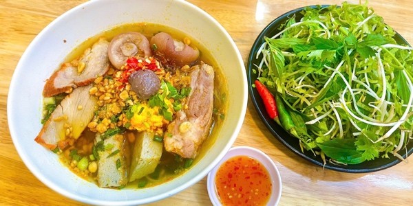 Quán Hồng - Bún Cá Sứa, Bánh Canh Chả Cá & Mì Quảng Nha Trang