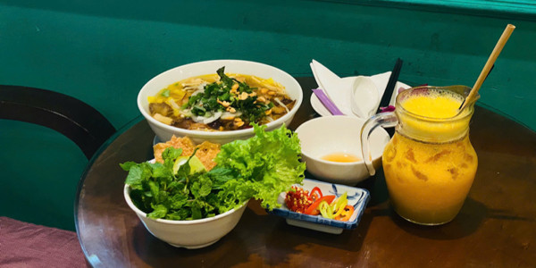 Bông Súng - Âm Thực Chay & Coffee - Bà Huyện Thanh Quan