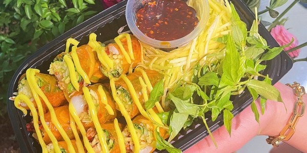 Ăn Vặt Nhà Mót - Cách Mạng Tháng 8