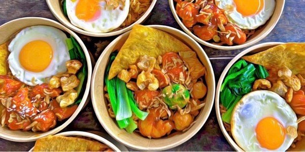 Tiệm Mì Trộn - Cơm Chiên & Ba Rọi Chiên Tỏi