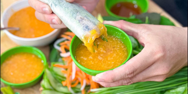 Bánh Cuốn, Bún Mắm & Nem Nướng - Đặc Sản Phú Yên