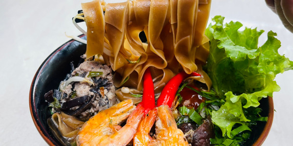 Quán Quảng - Phở, Miến & Bánh Đa - Trần Văn Khéo