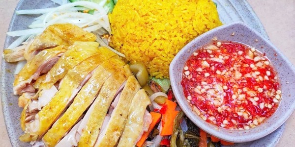 Bánh Ướt Lòng Gà & Cơm Gà Xé Đà Lạt - Hai Minh