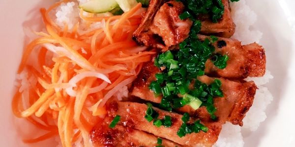 Chị Phượng - Bún Thịt Nướng, Nước Ép & Sinh Tố