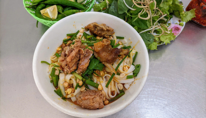 Mì Quảng 55 - Mì Cá Lóc, Mì Gà & Mì Tôm Thịt - 55 Nguyễn Thông
