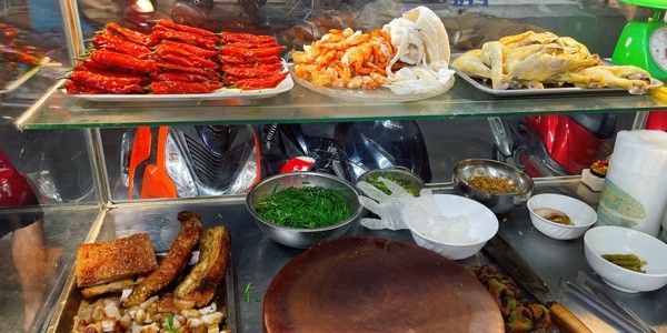 Bún Mắm Chị Bé