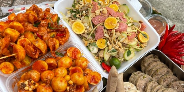 Chân Gà Sốt Thái Yến Nhi - 234 Yersin