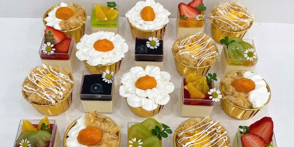 Yeni Cakes - Bánh Bông Lan Trứng Muối - Đặng Văn Trơn