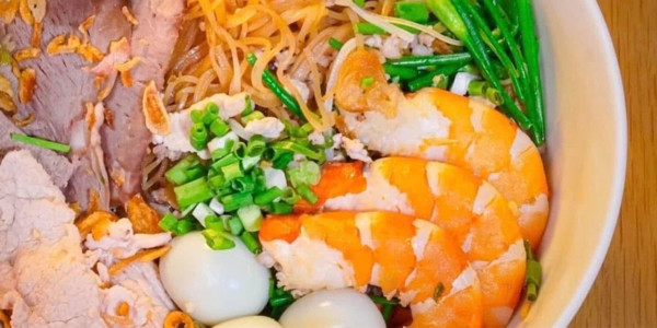 Hủ Tiếu Sa Đéc Tân Hải - Phạm Văn Chiêu