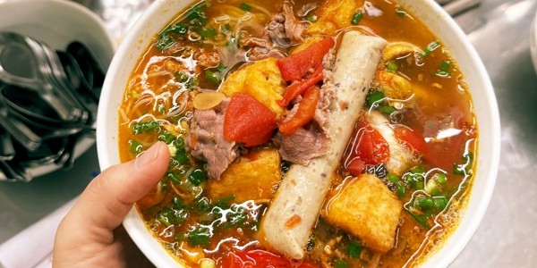 Bún Riêu Phố Cổ - Hoàng Tích Trí