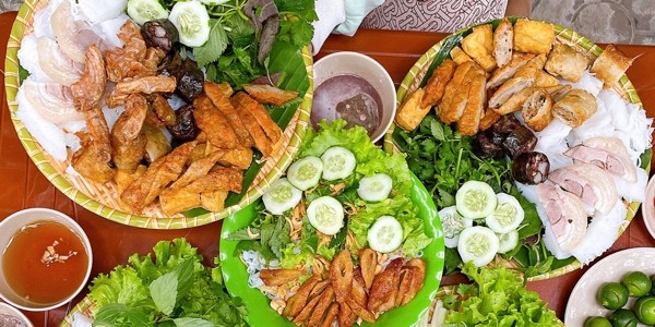 Bún Đậu Mắm Tôm Linh Nhiên
