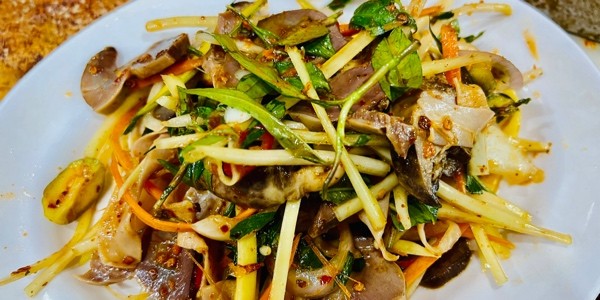 Chân Gà Bóp Gỏi Dì Dung