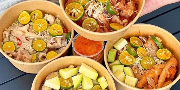 Chân Gà Sốt Thái & Ăn Vặt - Chang Chang