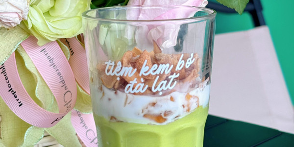 Tiệm Kem Bơ Đà Lạt - 69 Cô Giang